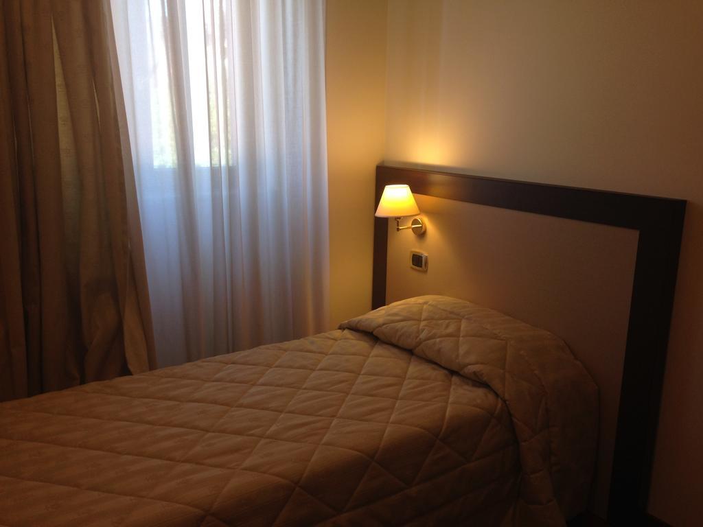 La Locanda Del Palatoraffinato Ciampino Room photo